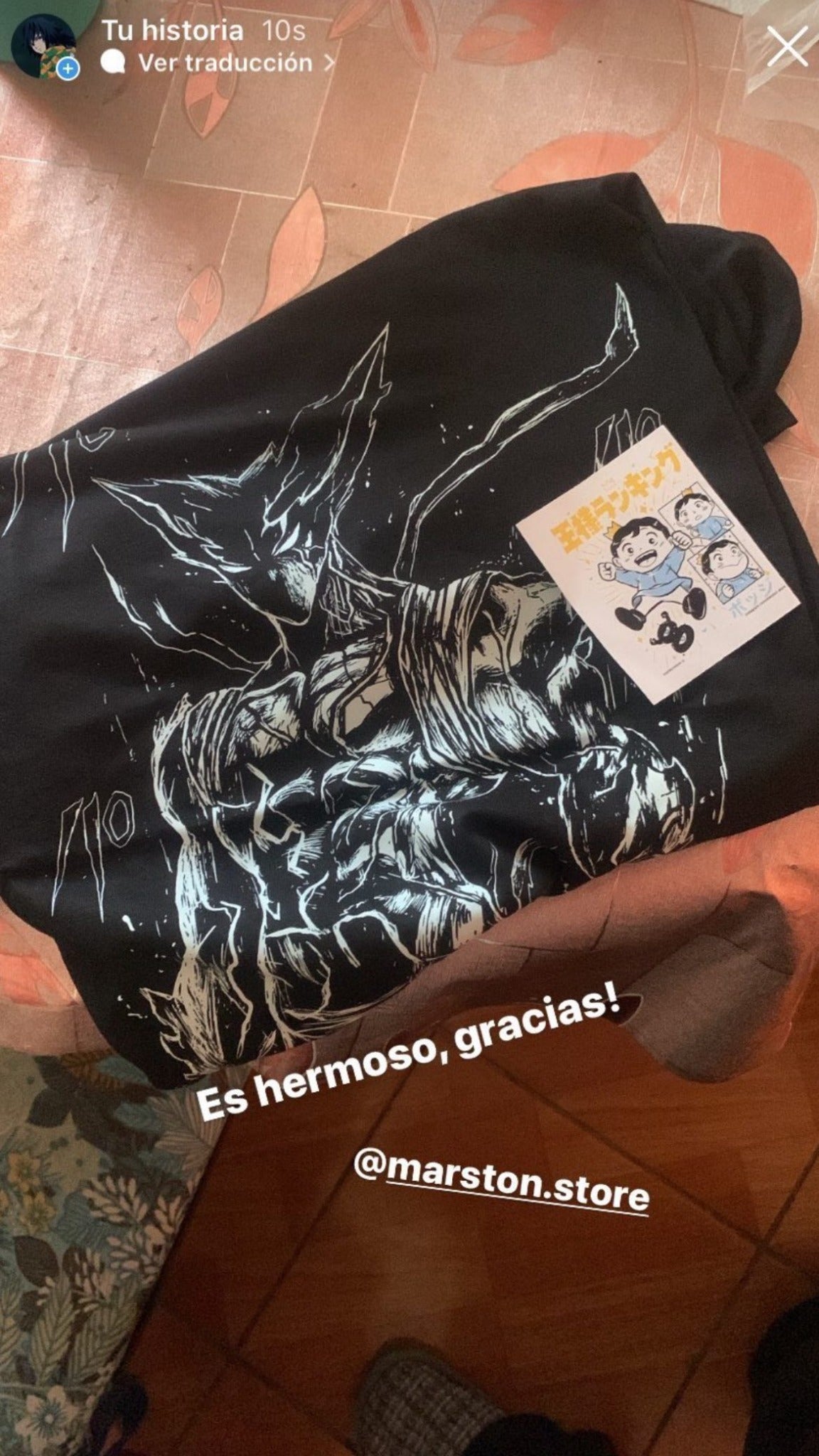 Foto de cliente Marston Store con estampado de Garou de One Punch Man