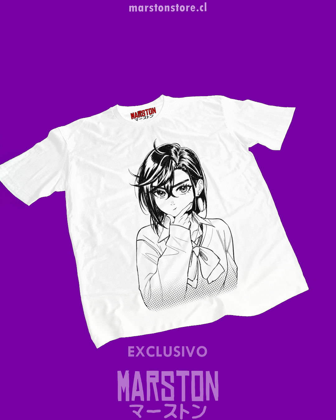 Polera blanca Dandadan con diseño de Momo Ayase