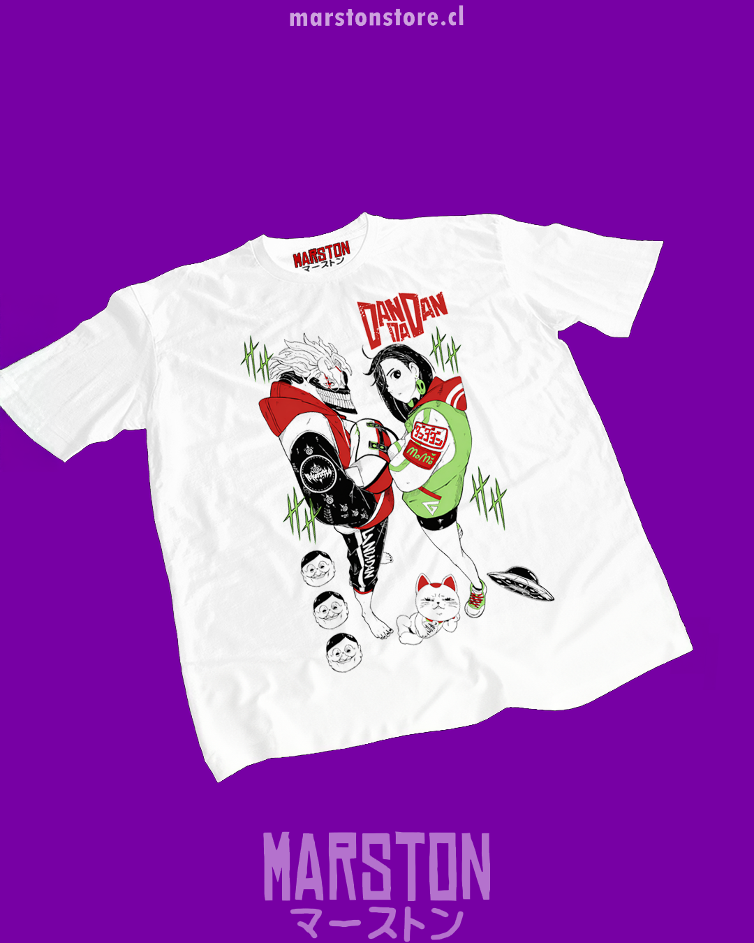 Polera blanca Dandadan con Momo Ayase, Okarun y Turbo Abuela