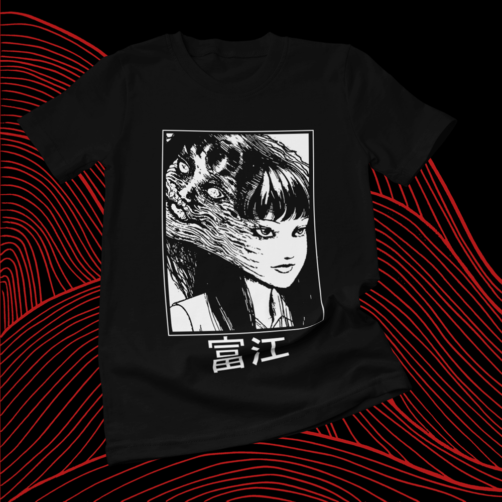 Polera negra de Junji Ito con Tomie
