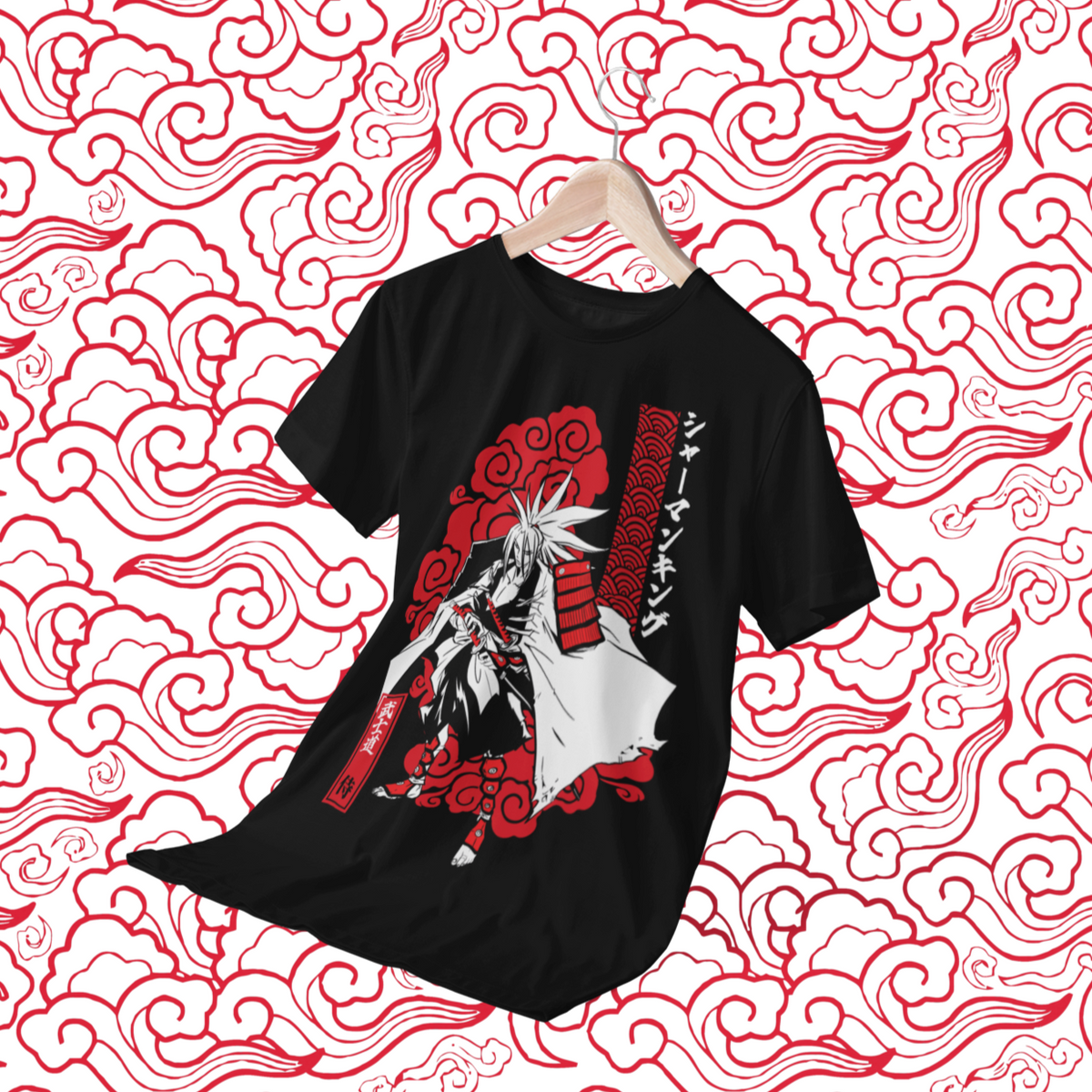 Polera negra de Shaman King con Amidamaru