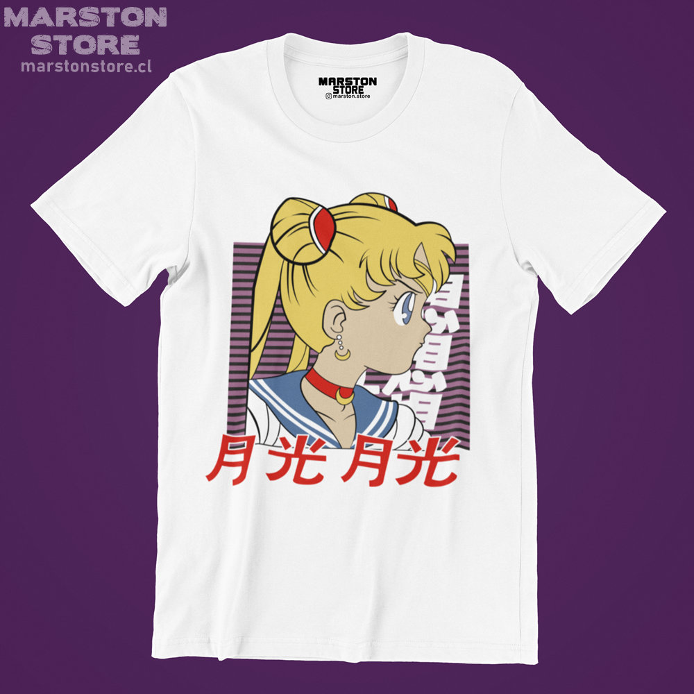 Polera blanca de Sailor Moon con diseño anime