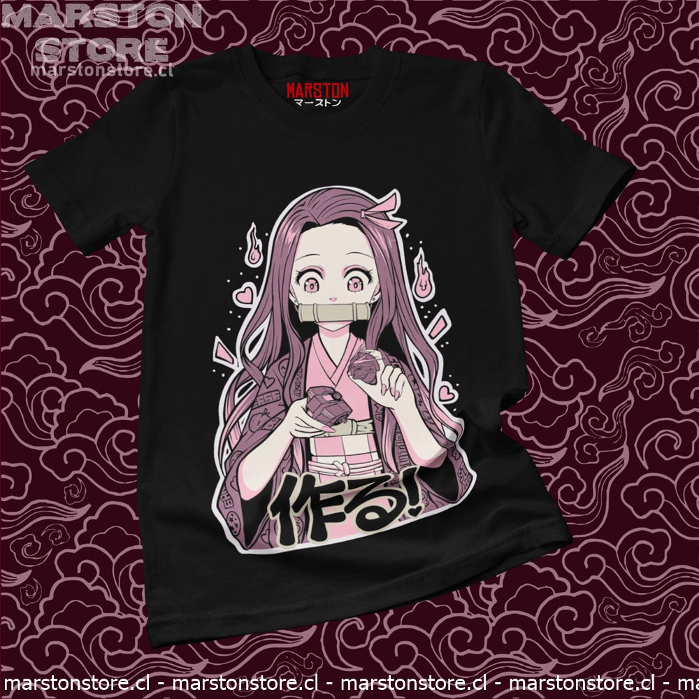 Polera negra crossover Kimetsu no Yaiba Demon Slayer con Nezuko Kamado y Gundam