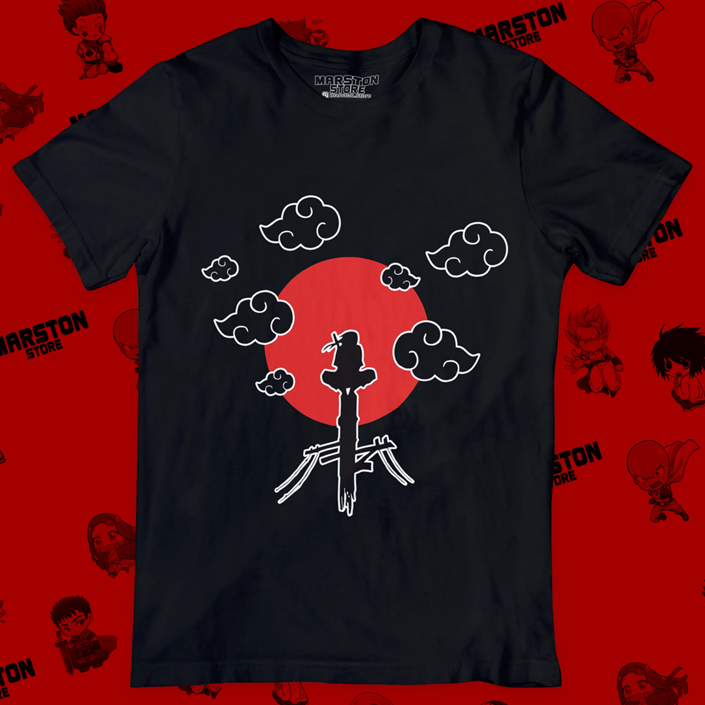 Polera negra Naruto con diseño de Itachi Uchiha