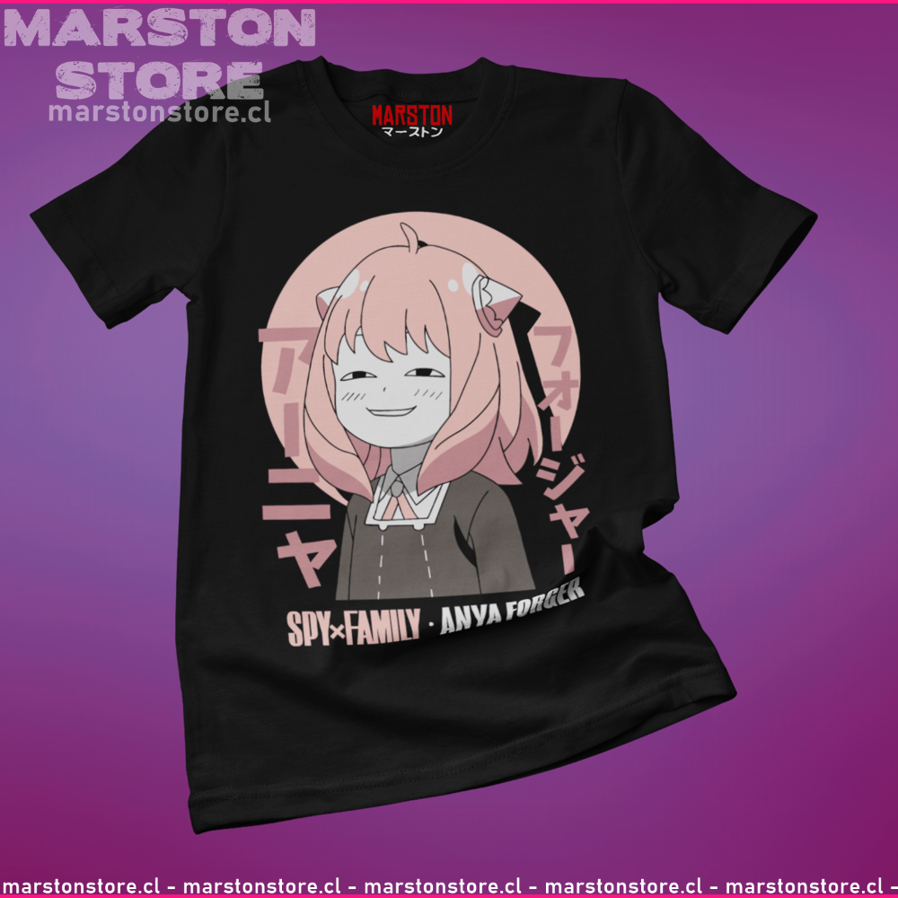 Polera negra de Spy x Family con Anya Forger