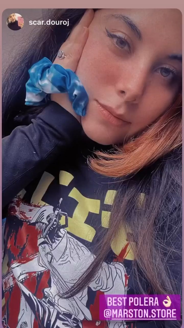 Foto real de cliente - Polera Chainsaw Man - Denji