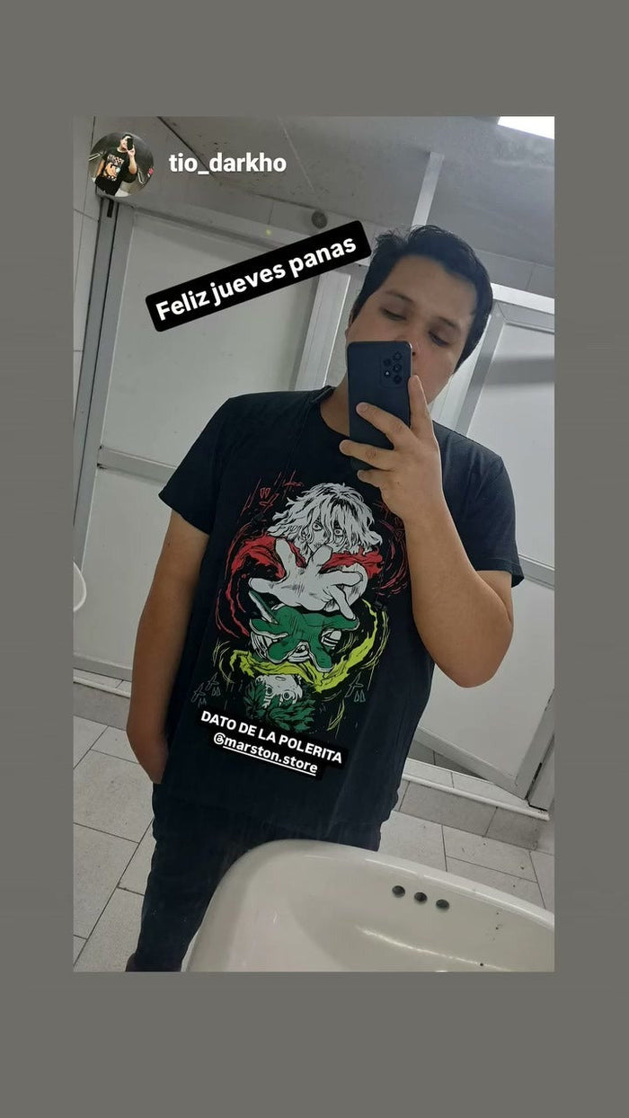 Foto real de cliente - Polera Boku no Hero Academia