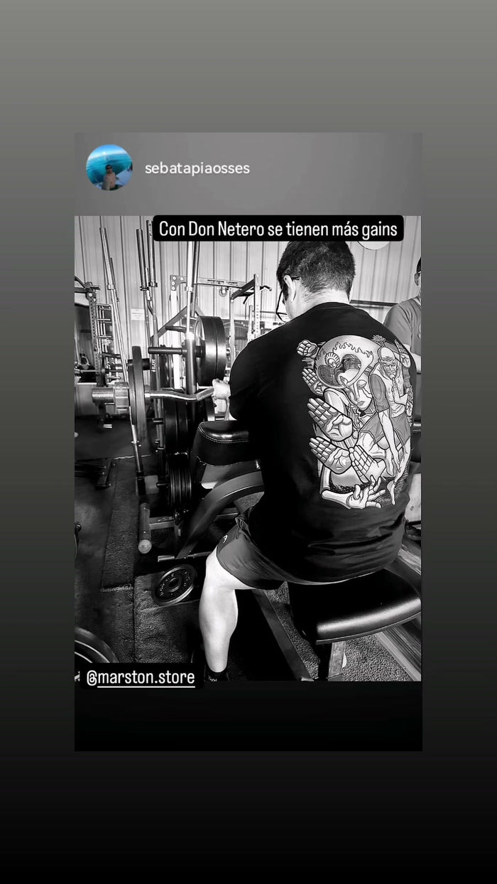 Foto real de cliente - Polera Hunter x Hunter - Isaac Netero