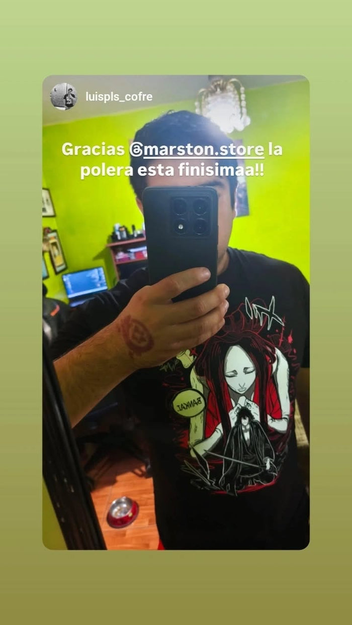 Foto real de cliente - Polera Bleach - Kisuke Urahara (constantine2454)