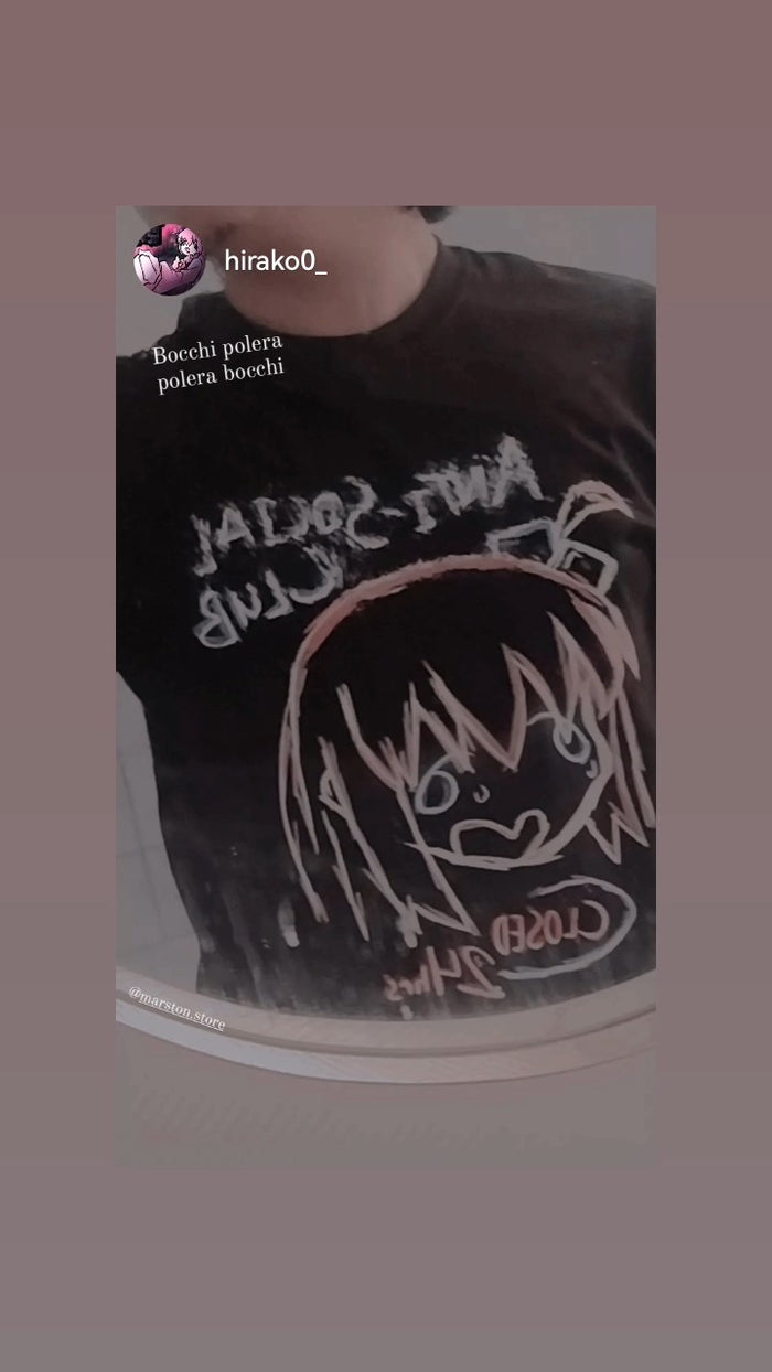 Foto real de cliente - Polera Bocchi the Rock! - Hitori Gotoh - Anti-Social Club