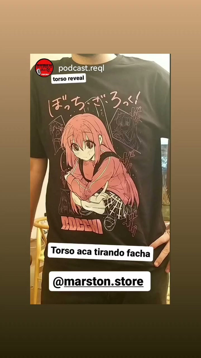 Foto real de cliente - Polera Bocchi the Rock! - Hitori Gotoh