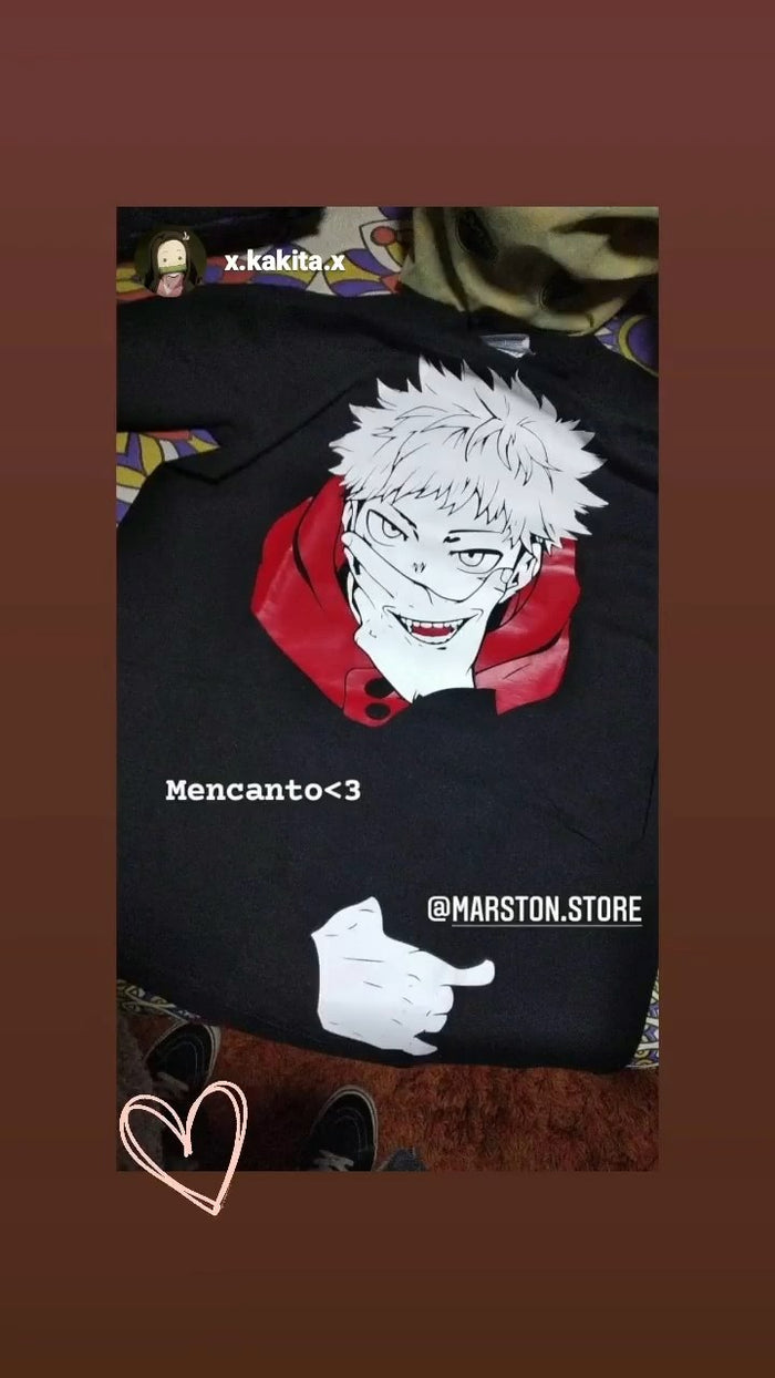 Foto real de cliente - Polera Jujutsu Kaisen - Yuji Itadori