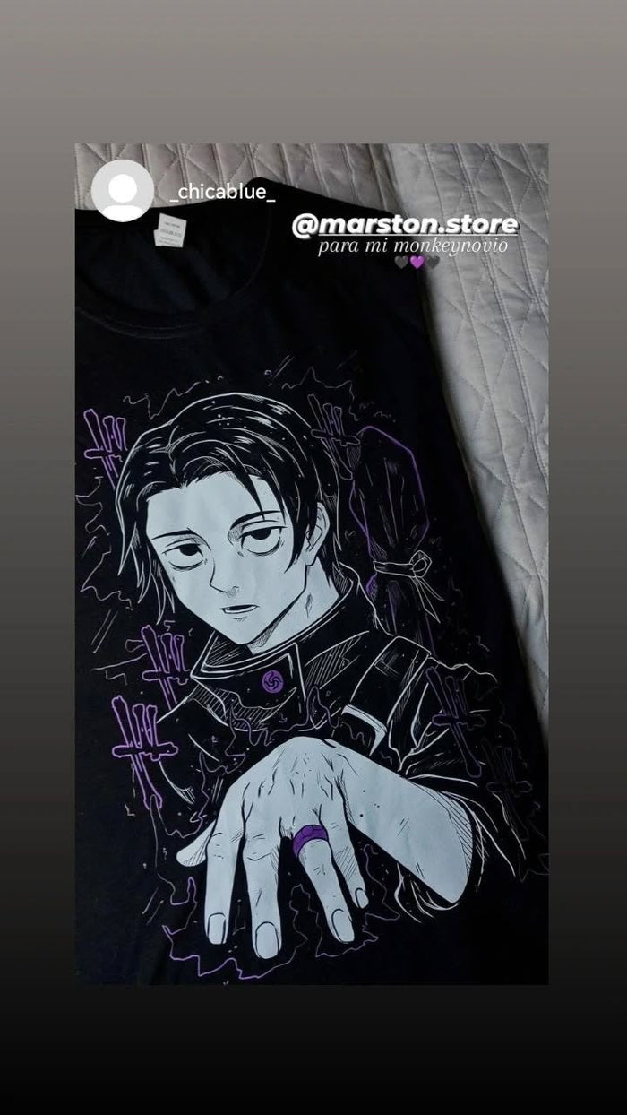 Foto real de cliente - Polera Jujutsu Kaisen - Yuta