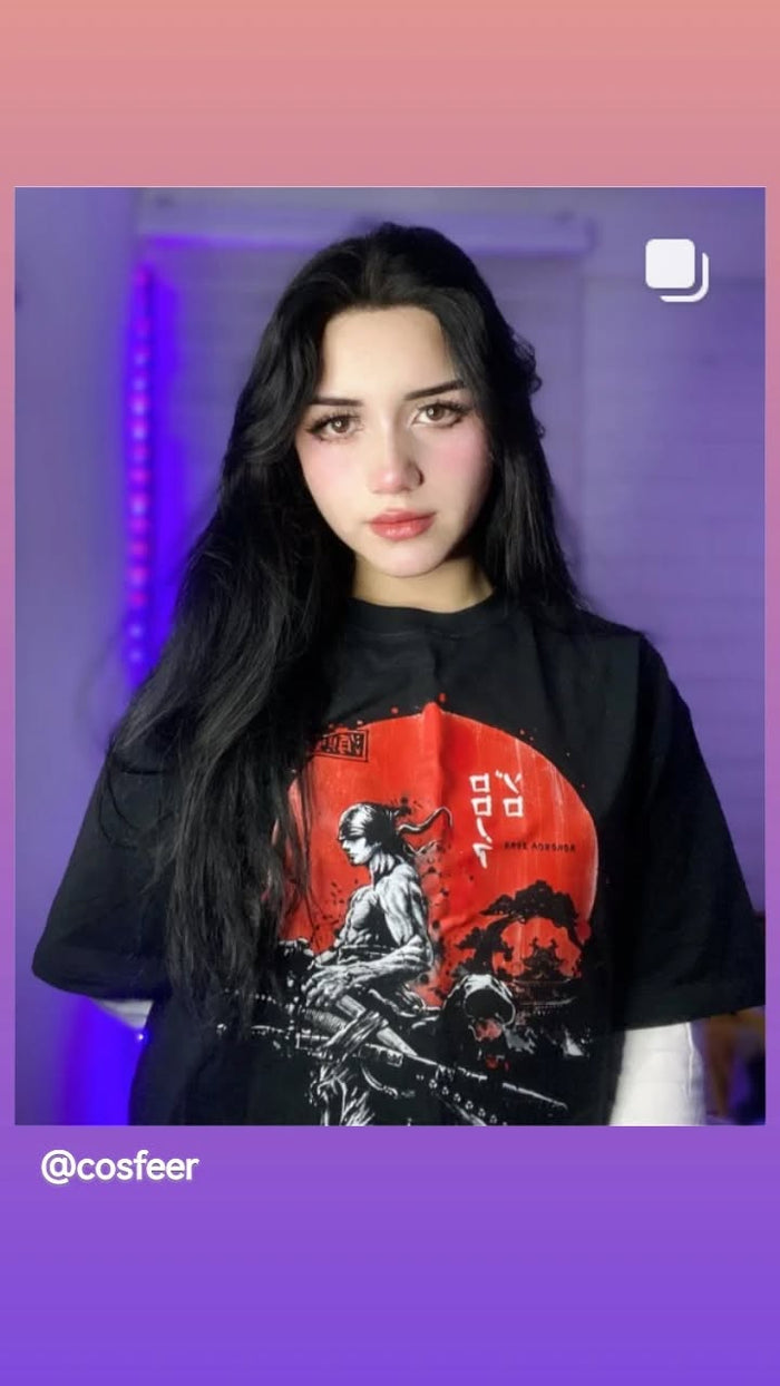 Foto real de cliente - Polera One Piece - Roronoa Zoro - Negra 20