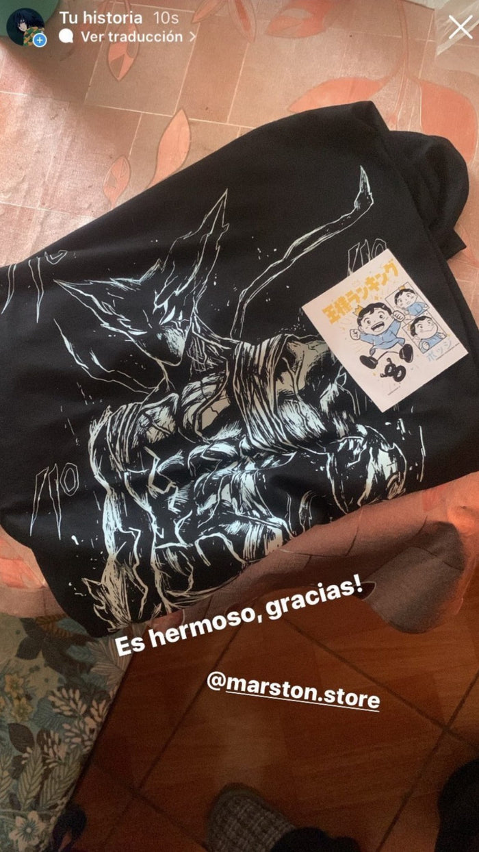 Foto real de cliente - Polera One Punch Man - Garou
