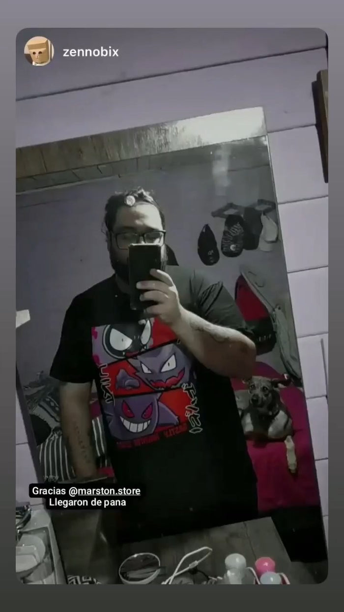 Foto real de cliente - Polera Pokemon - Gengar - Gastly - Haunter - Negra