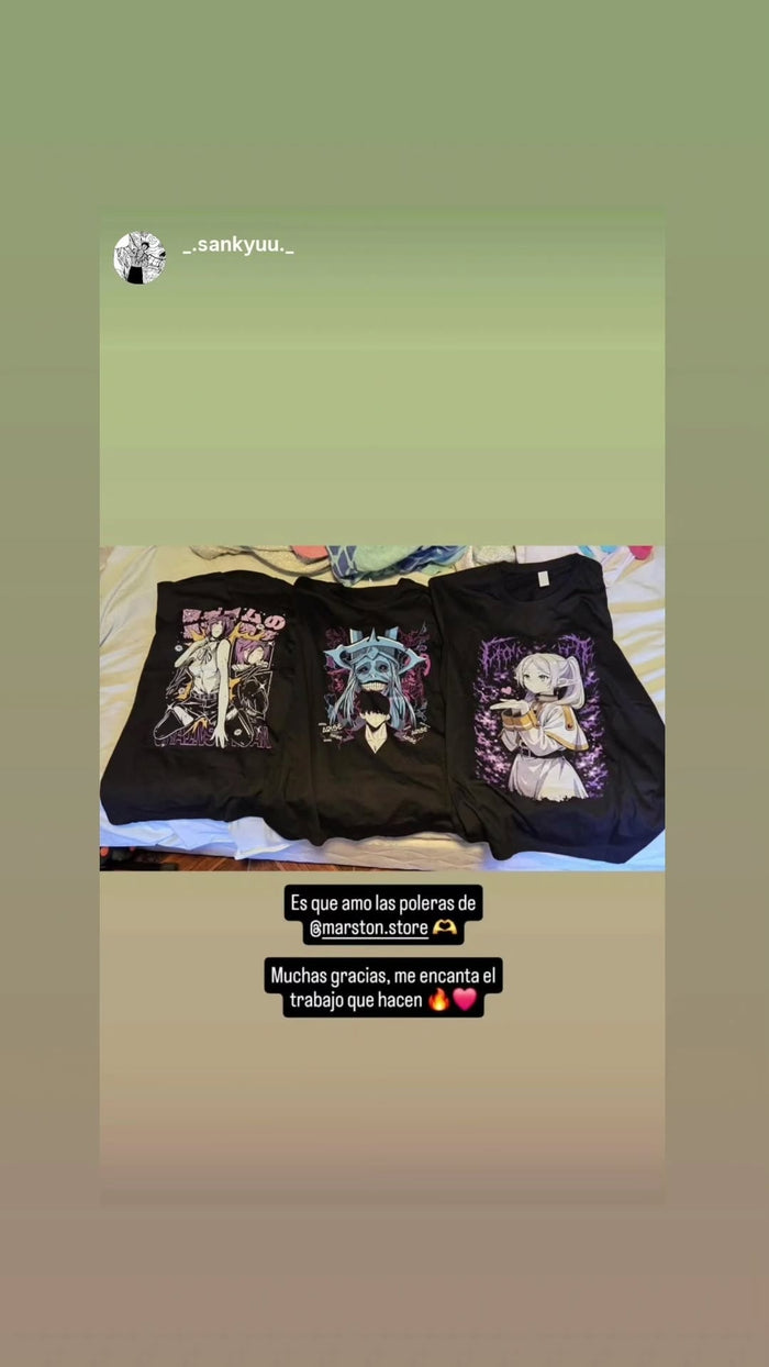 Foto real de cliente - Polera Chainsaw Man - Reze