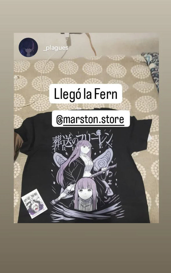 Foto real de cliente - Polera Sousou no Frieren - Fern