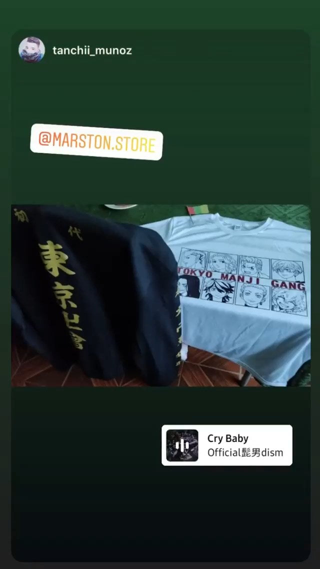 Foto real de cliente - Polerón Tokyo Revengers - Uniforme Tokyo Manji Gang