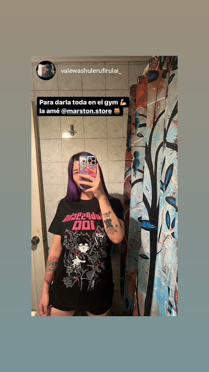 Foto real de cliente - Polera Mob Psycho 100 - Shigeo