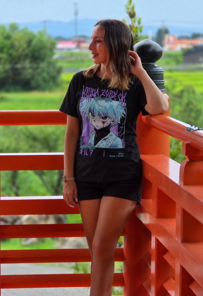 Foto real de cliente - Polera Hunter x Hunter - Killua Zoldyck