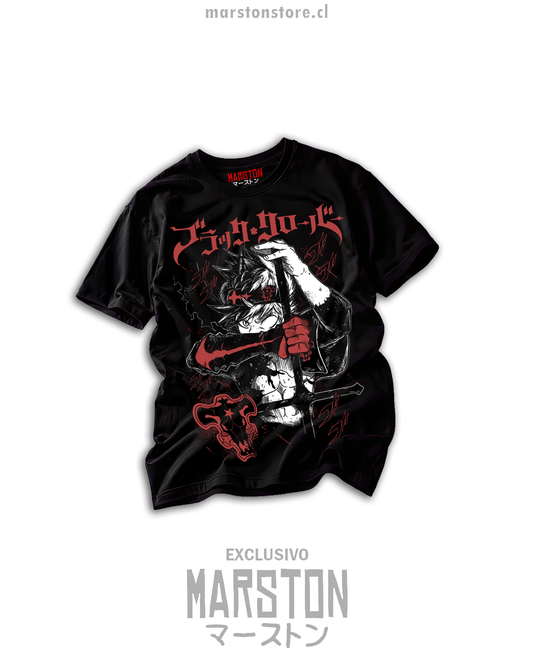 Polera negra Black Clover - Asta con diseño de los Toros Negros