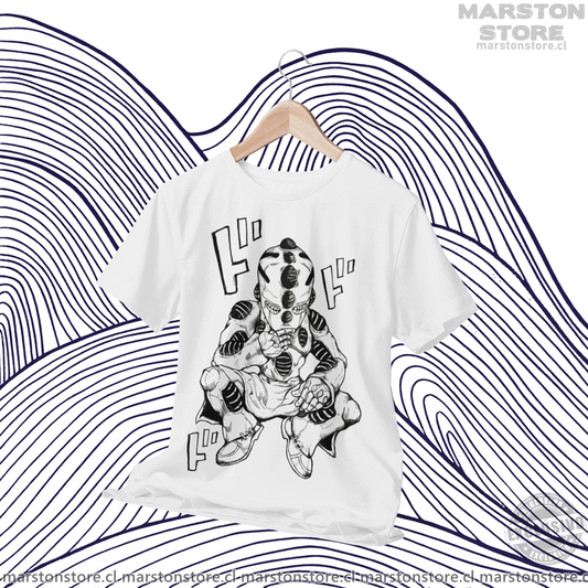 Polera blanca de JoJo's Bizarre Adventure con diseño anime