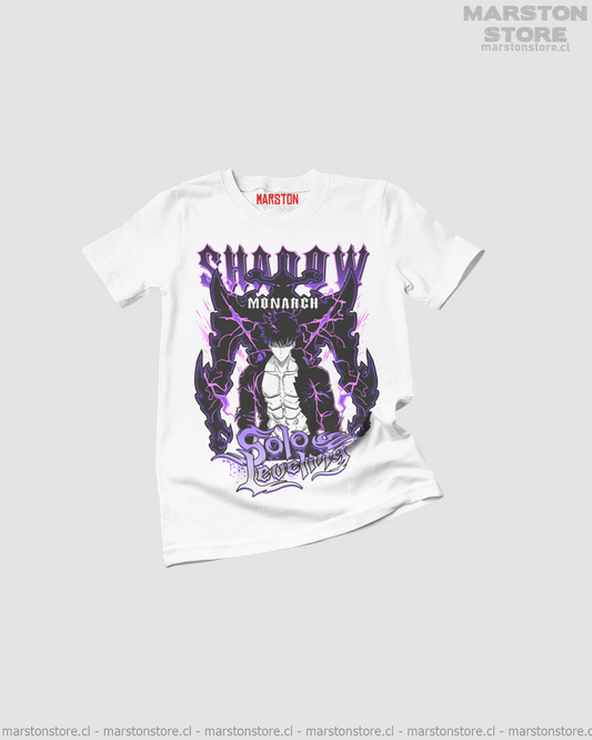 Polera blanca de Solo Leveling con diseño anime versión 2