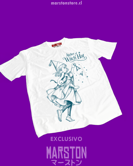 Polera blanca de Witch Hat Atelier
