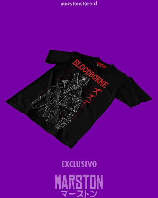 Polera negra Bloodborne con diseño del Cazador