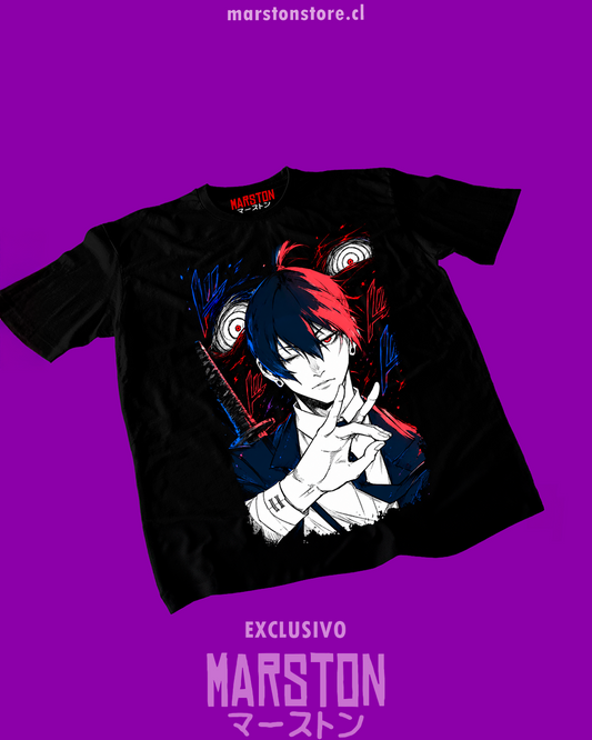Polera negra Chainsaw Man con diseño de Aki Hayakawa