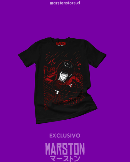 Polera negra Chainsaw Man con diseño de Asa Mitaka