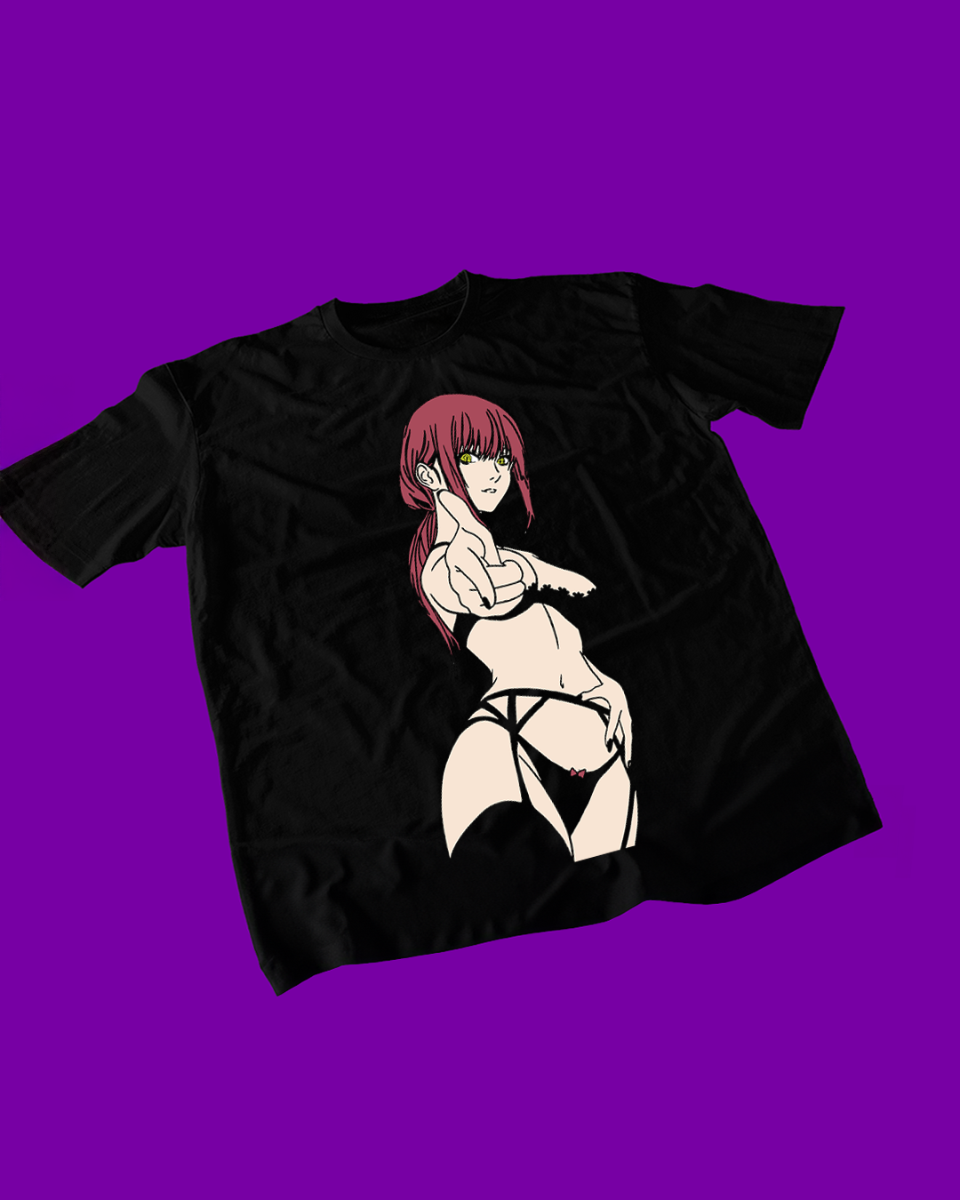 Polera negra Chainsaw Man con diseño de Makima