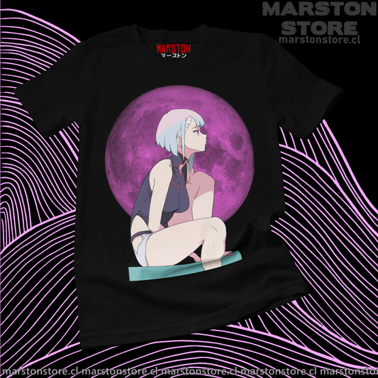 Polera negra de Cyberpunk: Edgerunners con diseño de Lucy Kushinada