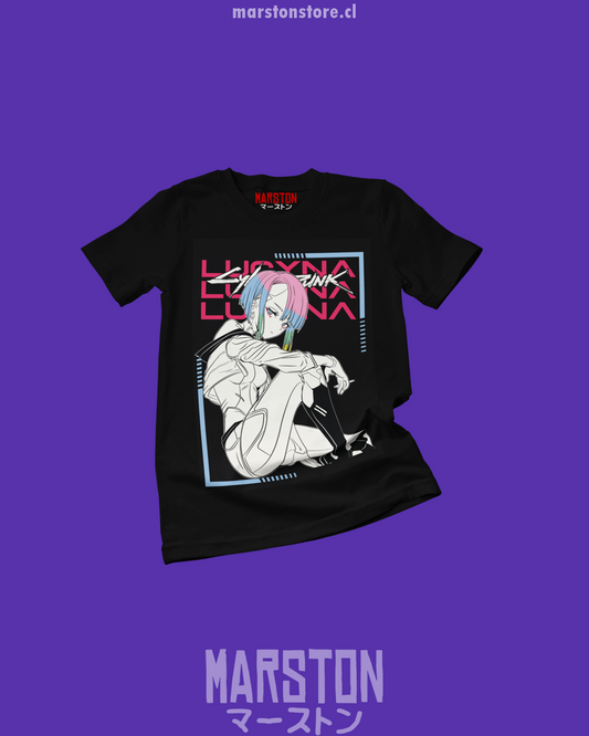 Polera negra de Cyberpunk: Edgerunners con diseño de Lucy Kushinada