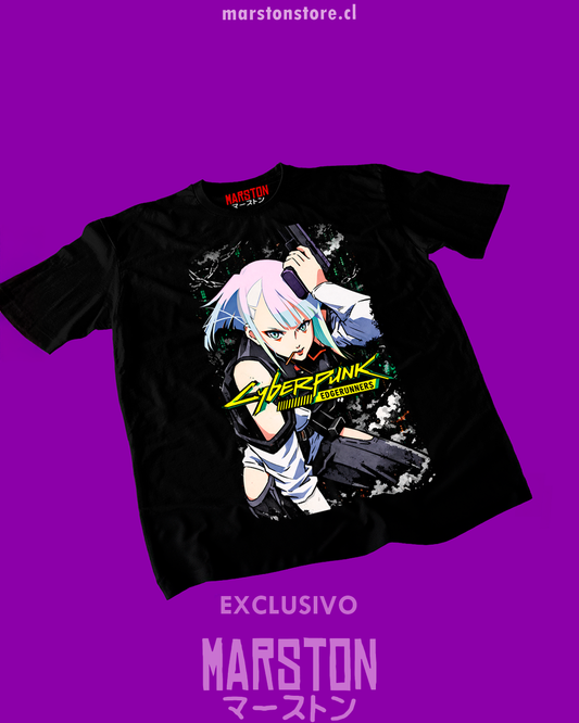 Polera negra de Cyberpunk: Edgerunners con diseño de Lucy Kushinada