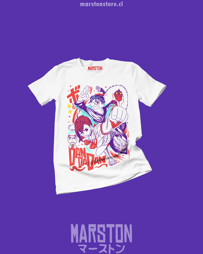 Polera con diseño de Dandadan