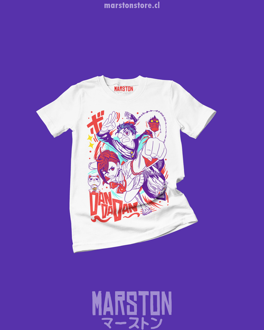 Polera con diseño de Dandadan