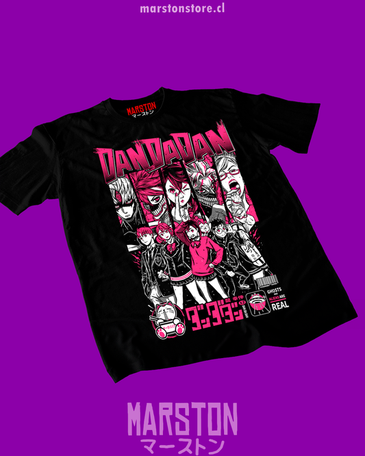 Polera negra Dandadan con Okarun, Momo Ayase y Turbo Abuela