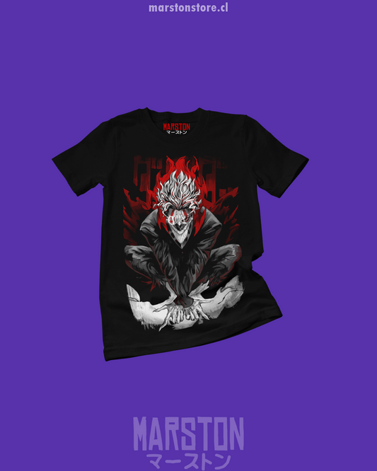 Polera negra Dandadan con diseño de Okarun