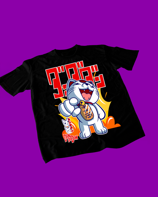Polera negra Dandadan con diseño de Turbo Abuela