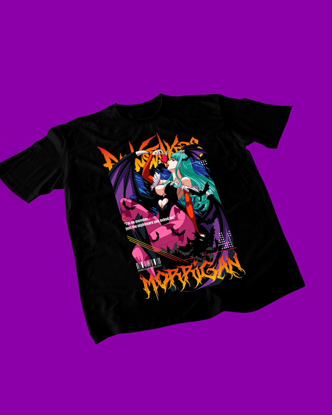 Polera negra Darkstalkers con diseño de Morrigan Aensland