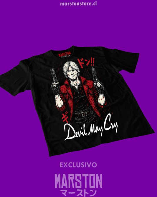 Polera negra Devil May Cry con diseño de Dante