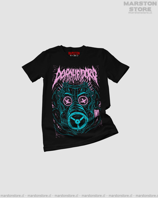 Polera negra Dorohedoro con diseño de Kaiman