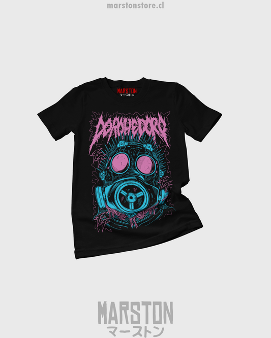 Polera negra Dorohedoro con diseño de Kaiman