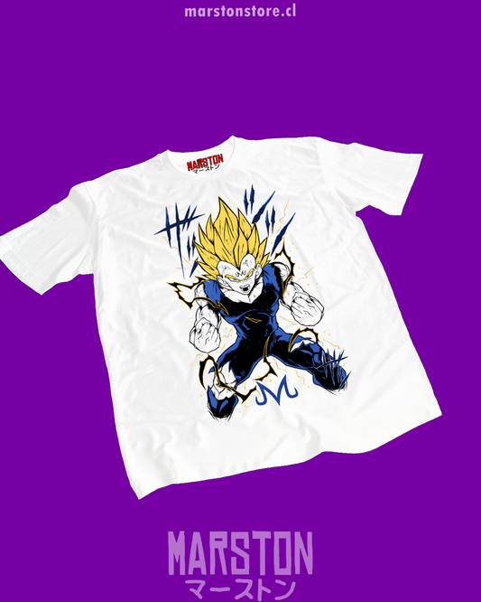 Polera blanca Dragon Ball Z con diseño de Majin Vegeta