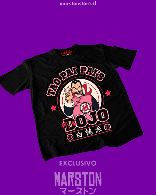 Polera negra Dragon Ball Z con diseño de Tao Pai Pai