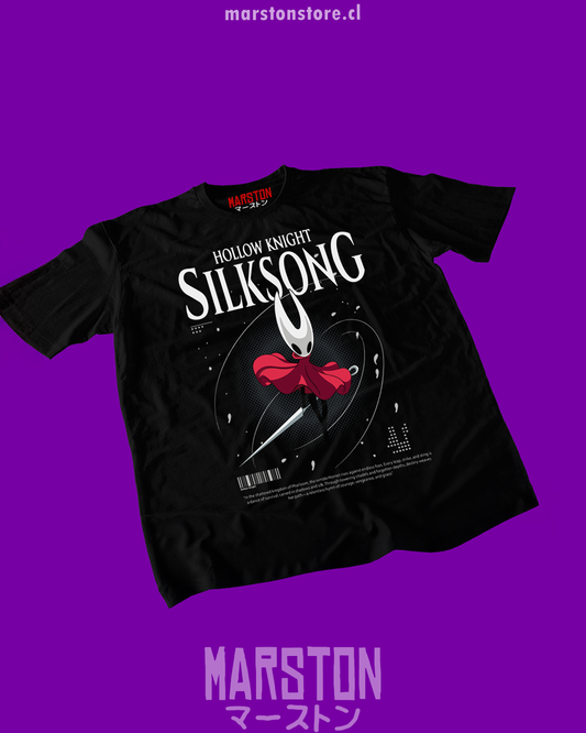 Polera negra Hollow Knight: Silksong con diseño de Hornet