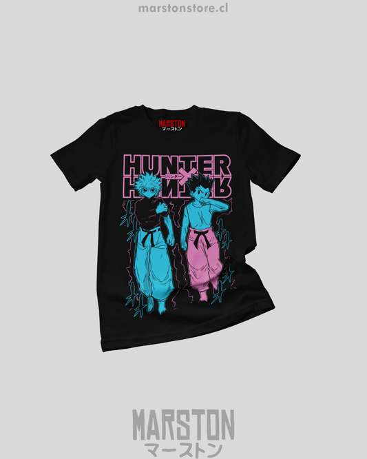 Polera negra Hunter x Hunter con Gon Freecss y Killua Zoldyck
