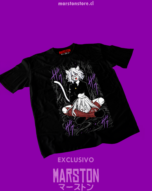 Polera negra Hunter x Hunter con diseño de Neferpitou